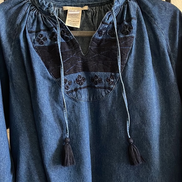 ANTHROPOLOGIE NE QUITTEZ PAS Small Denim peasant blouse - Picture 4 of 10